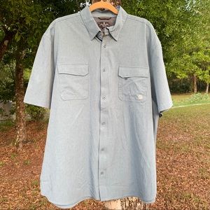 NWT Men’s Casual Button Down Shirt